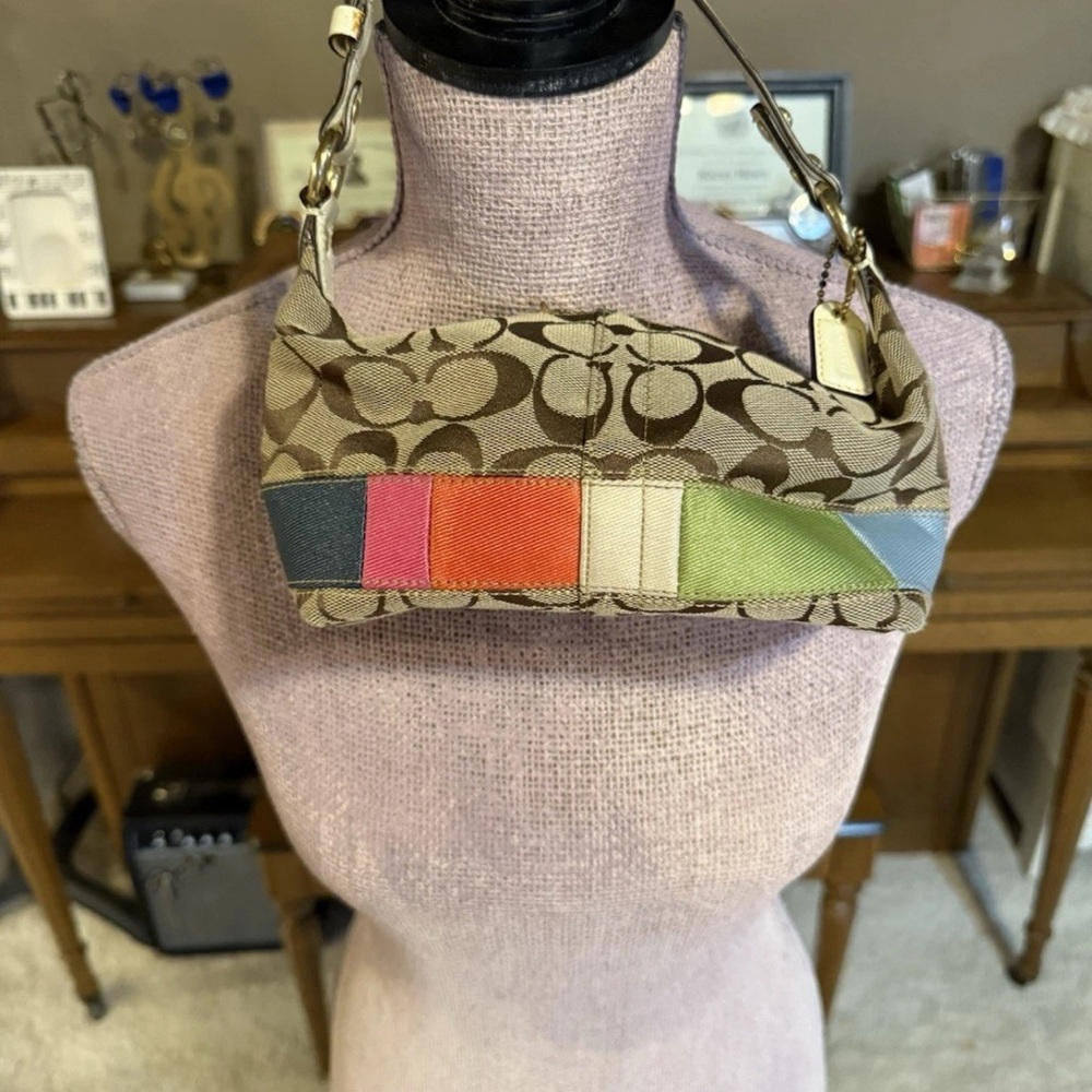 Coach Signature Canvas Shoulder Bag with Colorful Accents - Picture 3 of 12